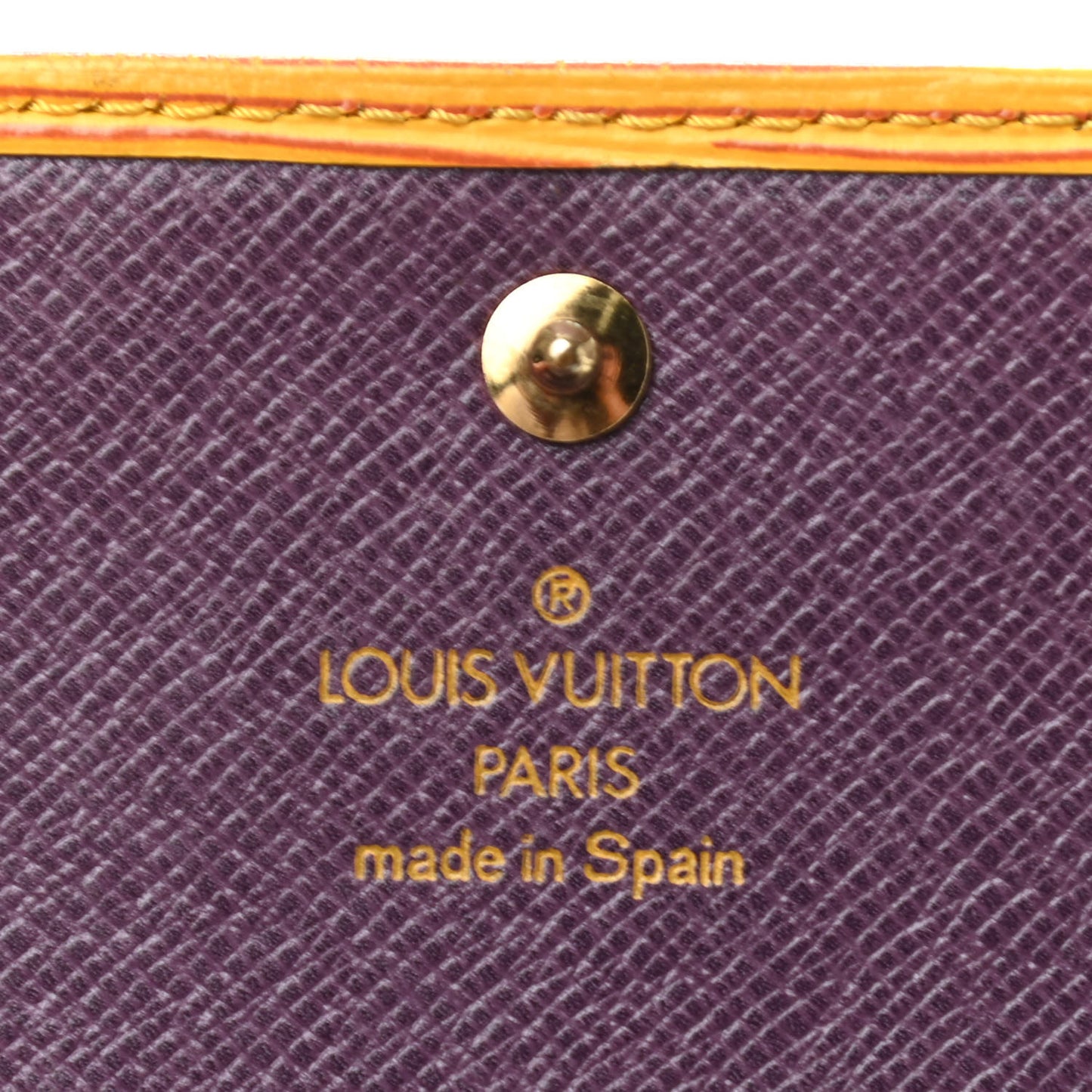 Epi Porte Tresor International Wallet Tassil