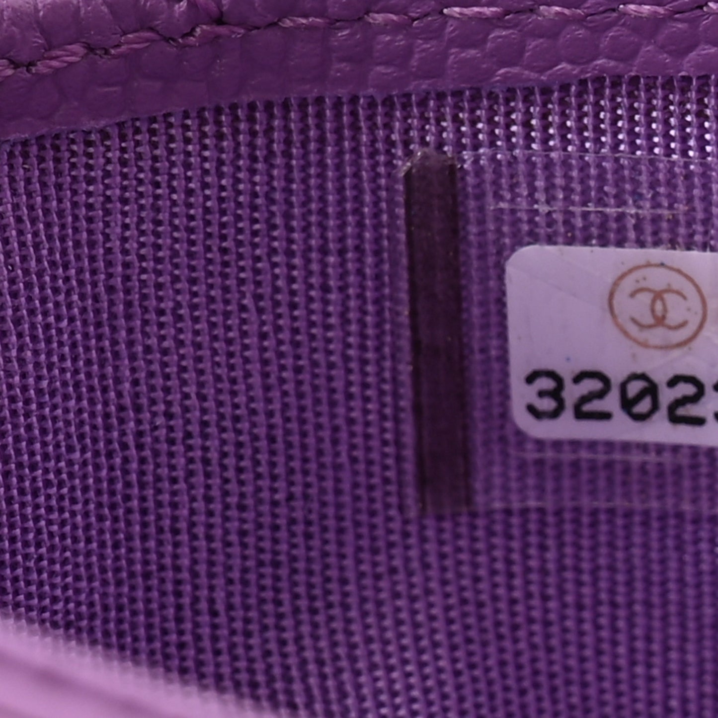 Caviar Quilted Card Holder Purple