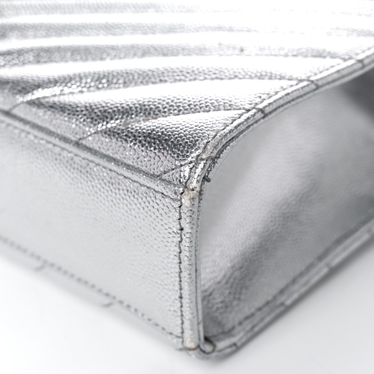 Saint Laurent Metallic Grain De Poudre Matelasse Chevron Medium Monogram Satchel Silver 8 of 12