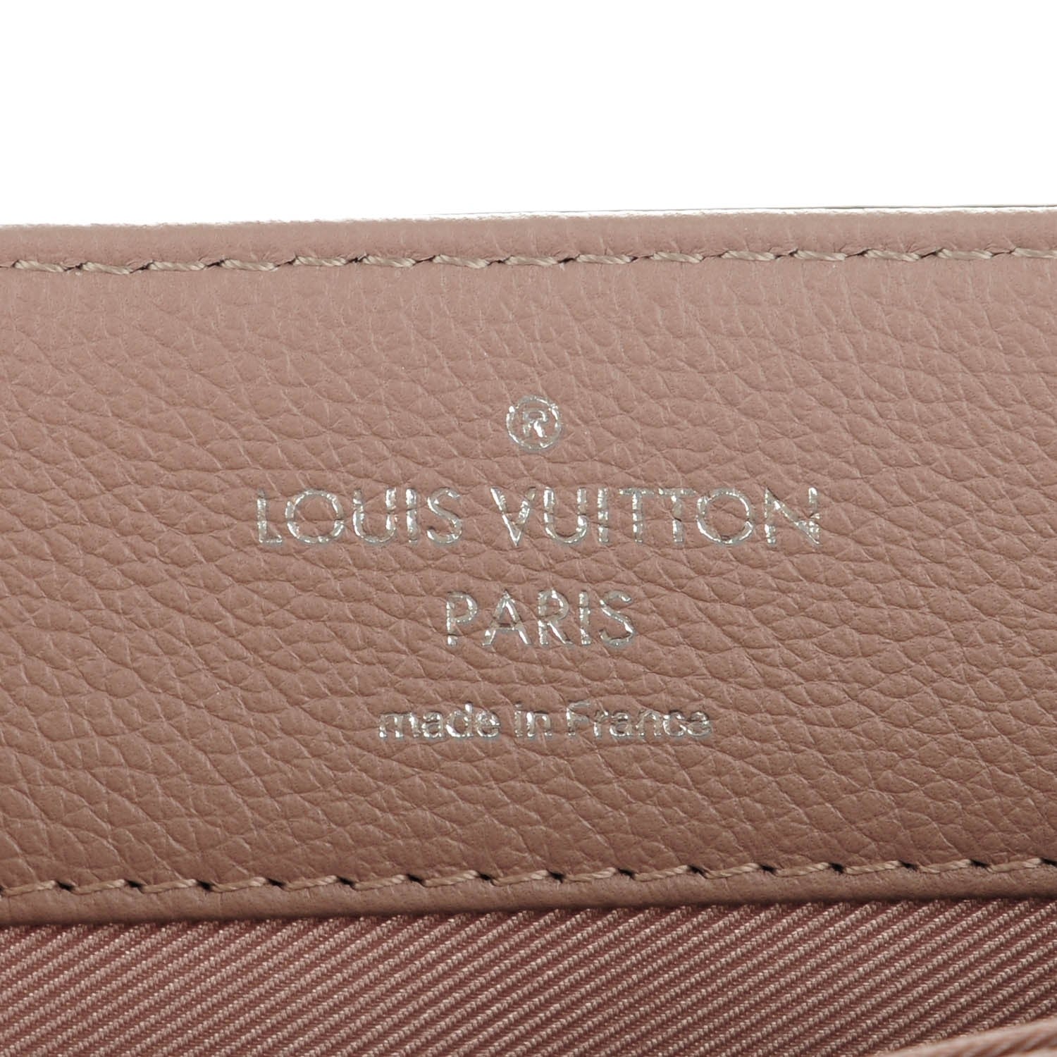 Louis Vuitton Soft Calfskin Lockme II Top Handle Mastic 6 of 7