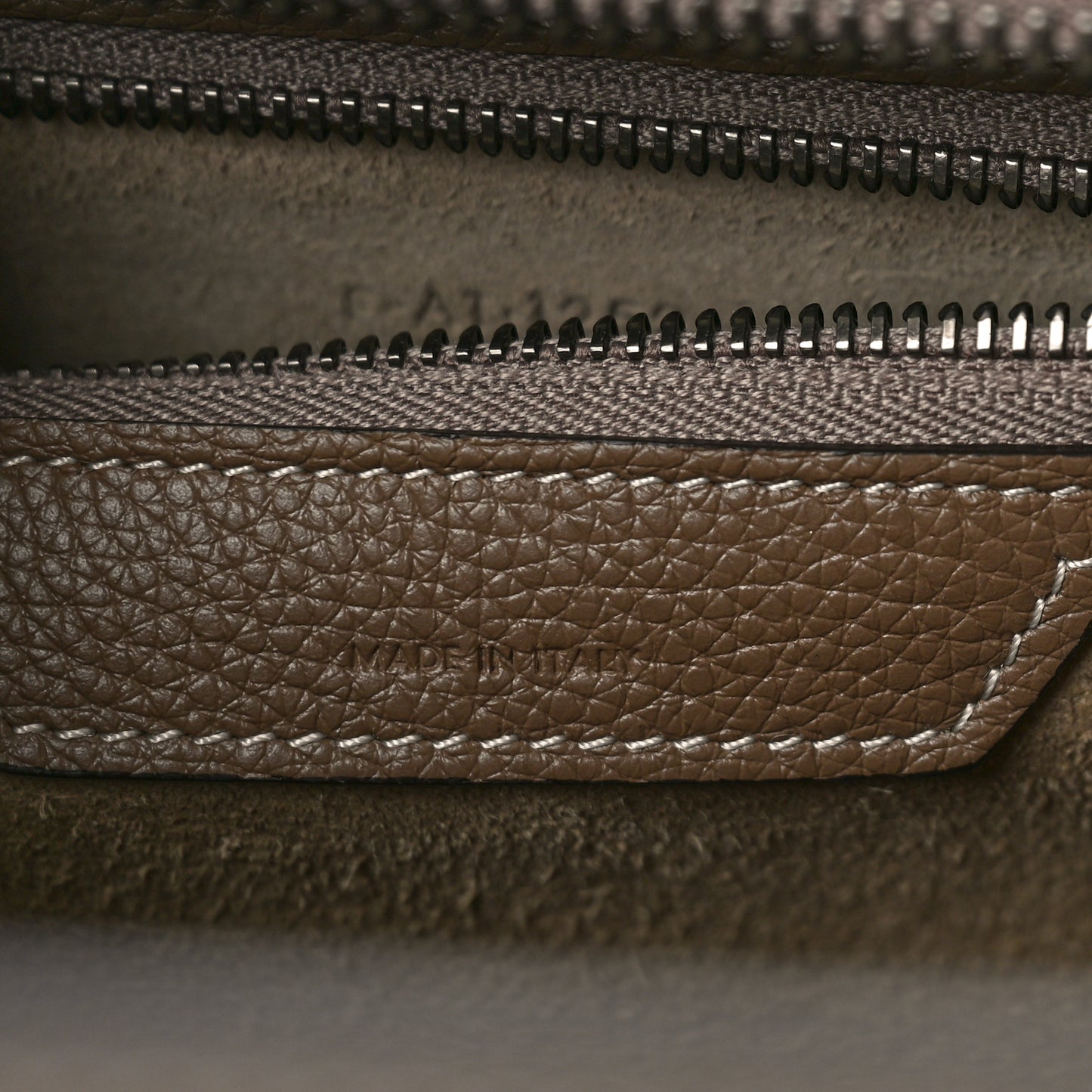 Drummed Calfskin Micro Luggage Souris