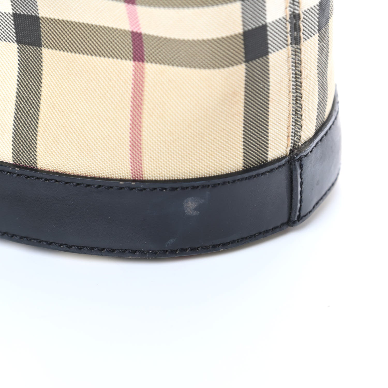 Burberry House Check Bucket Bag Black 16 of 18