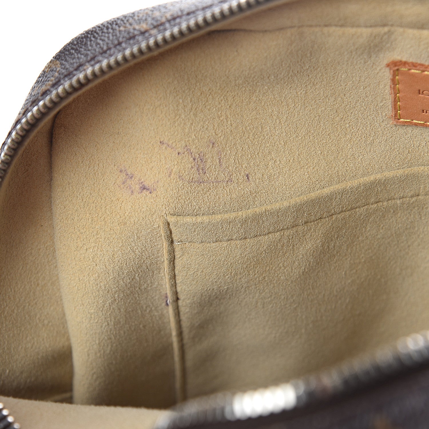 Louis Vuitton Monogram Manhattan PM 7 of 14