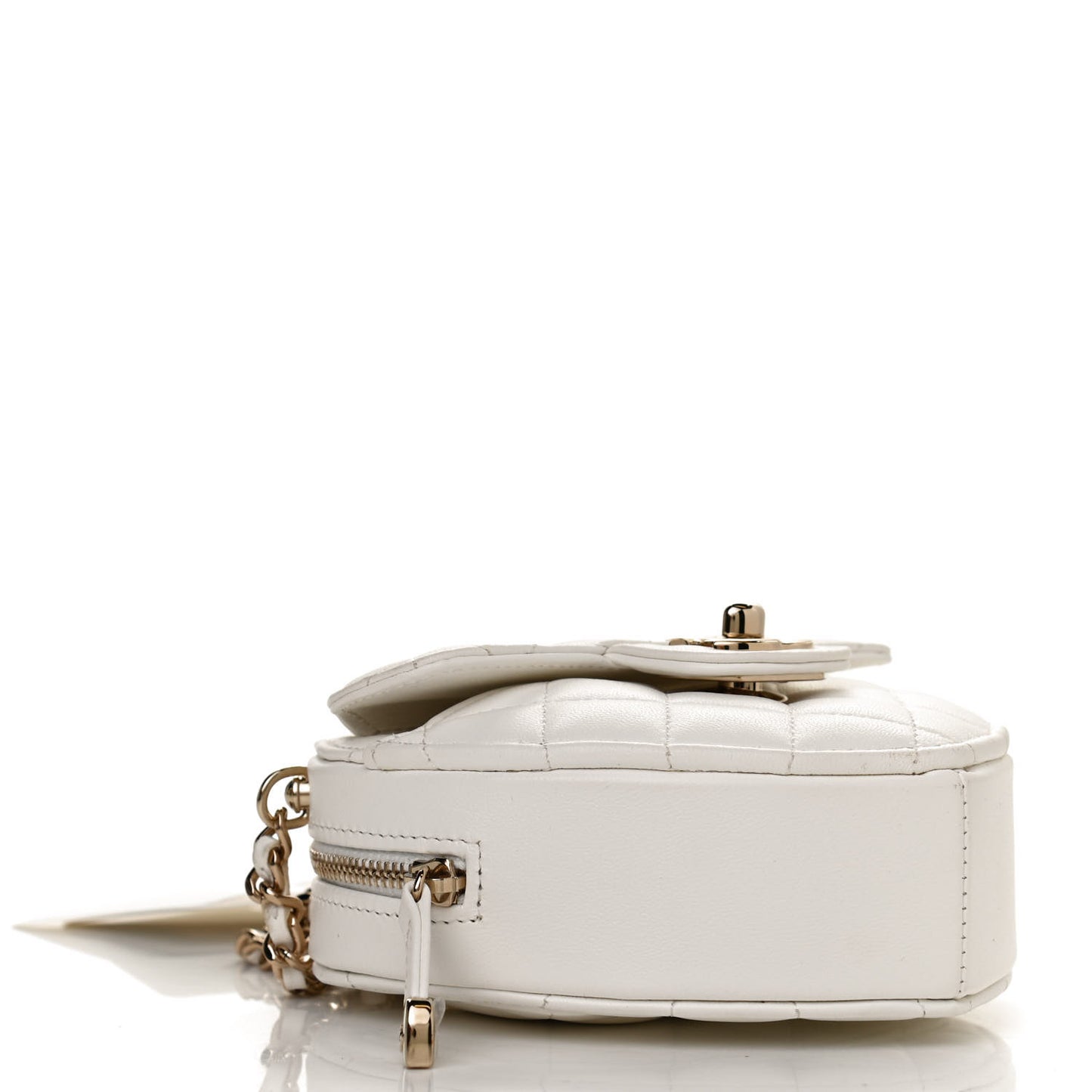 Lambskin Quilted CC In Love Heart Clutch With Chain White