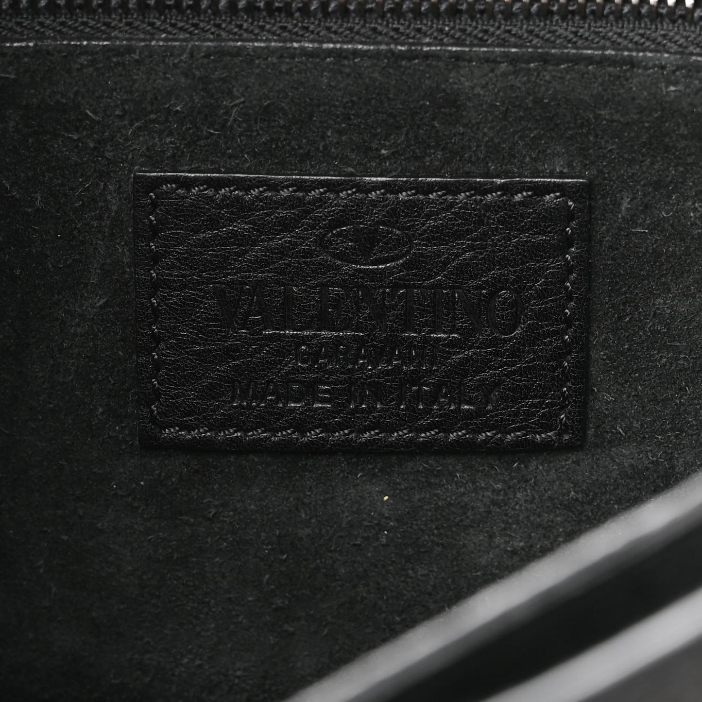Pebbled Calfskin Medium Guitar Strap Rockstud Rolling Flap Saddle Bag Black
