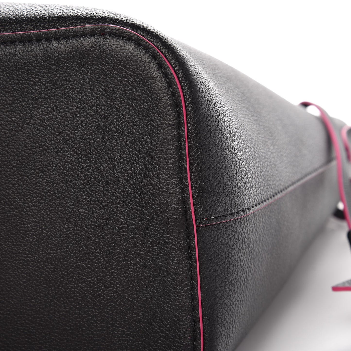 Calfskin Lockme Bucket Black