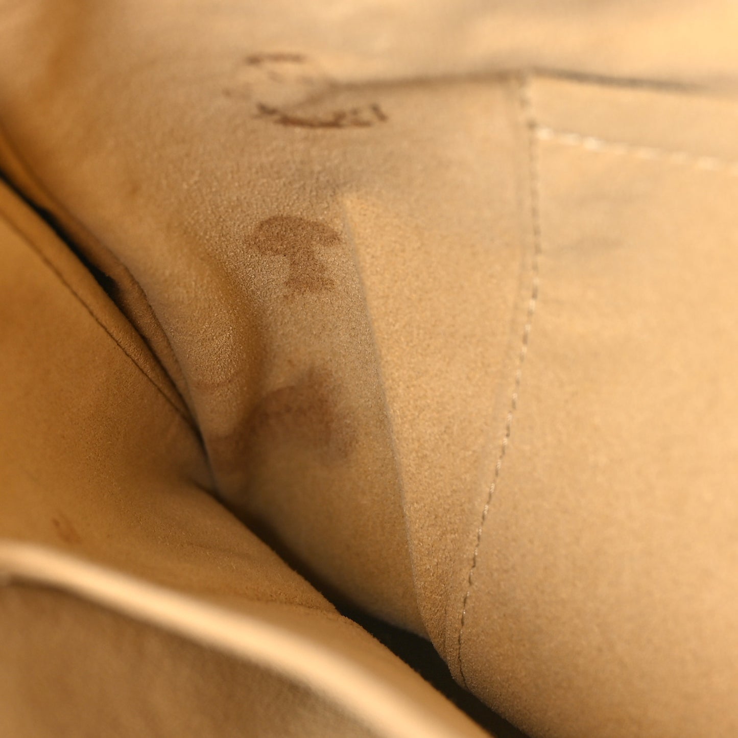 LOUIS VUITTON Monogram Estrela MM