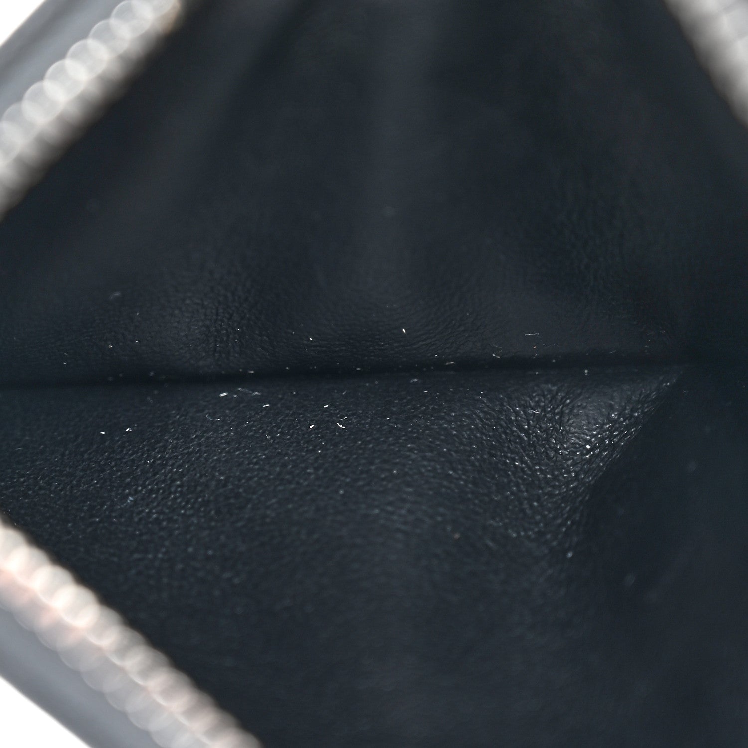 Saint Laurent Grain De Poudre Matelasse Chevron Monogram Fragments Zippered Card Case Coal 5 of 8