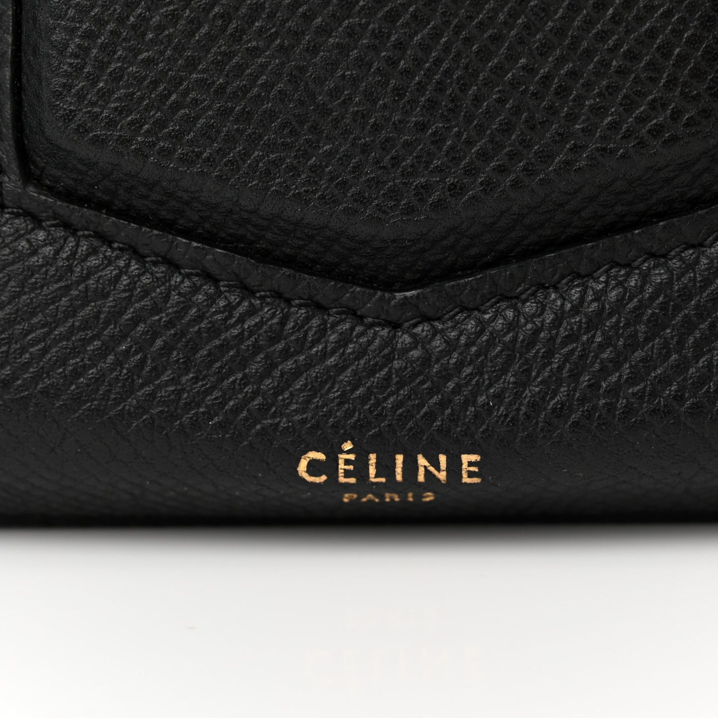 Grained Calfskin Medium Trotteur Black