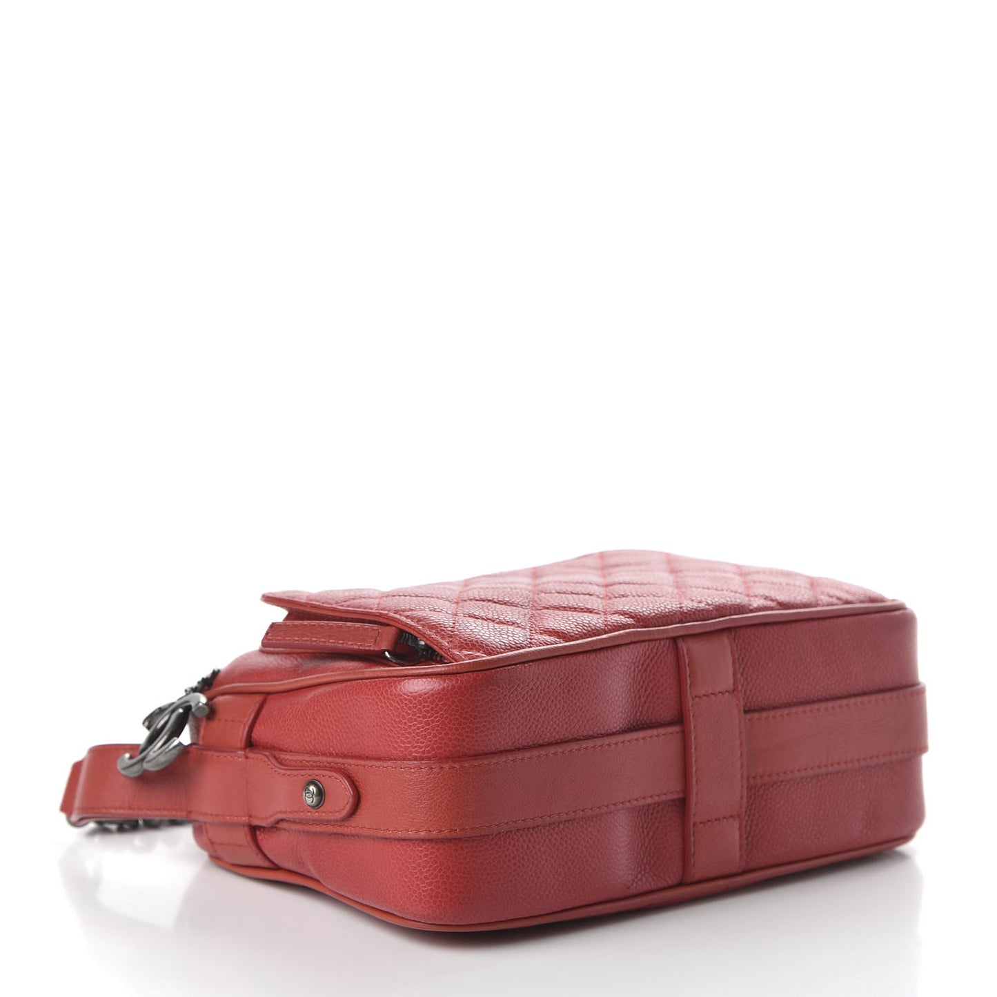 Caviar Quilted Medium Business Trip Camera Bag Red