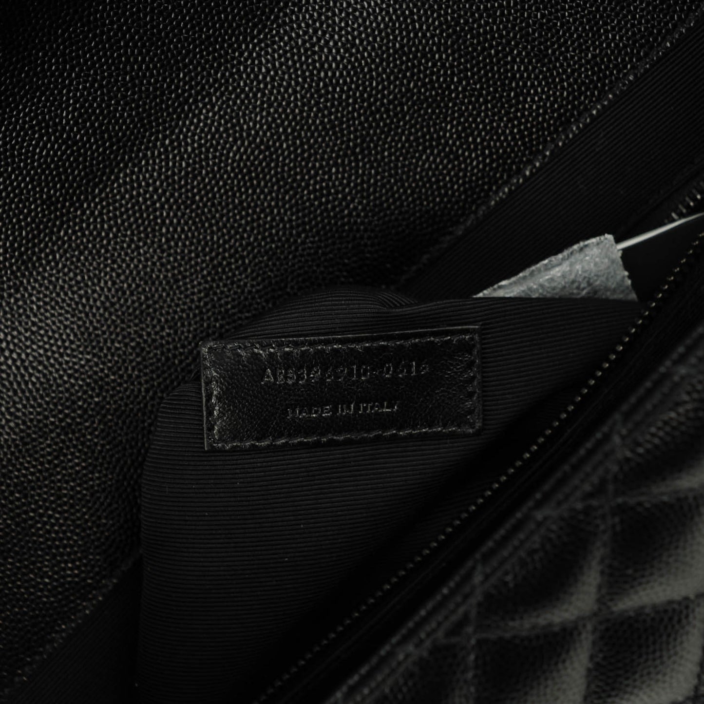 Grain De Poudre Textured Mixed Matelasse Large Triquilt Monogram Monochrome Satchel Black