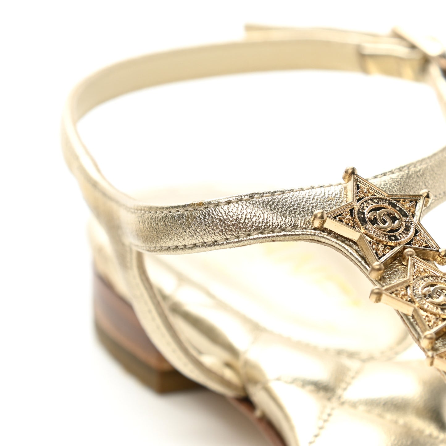 Metallized Lambskin Paris Dallas Quilted Star CC Thong Sandals 37 Light Gold