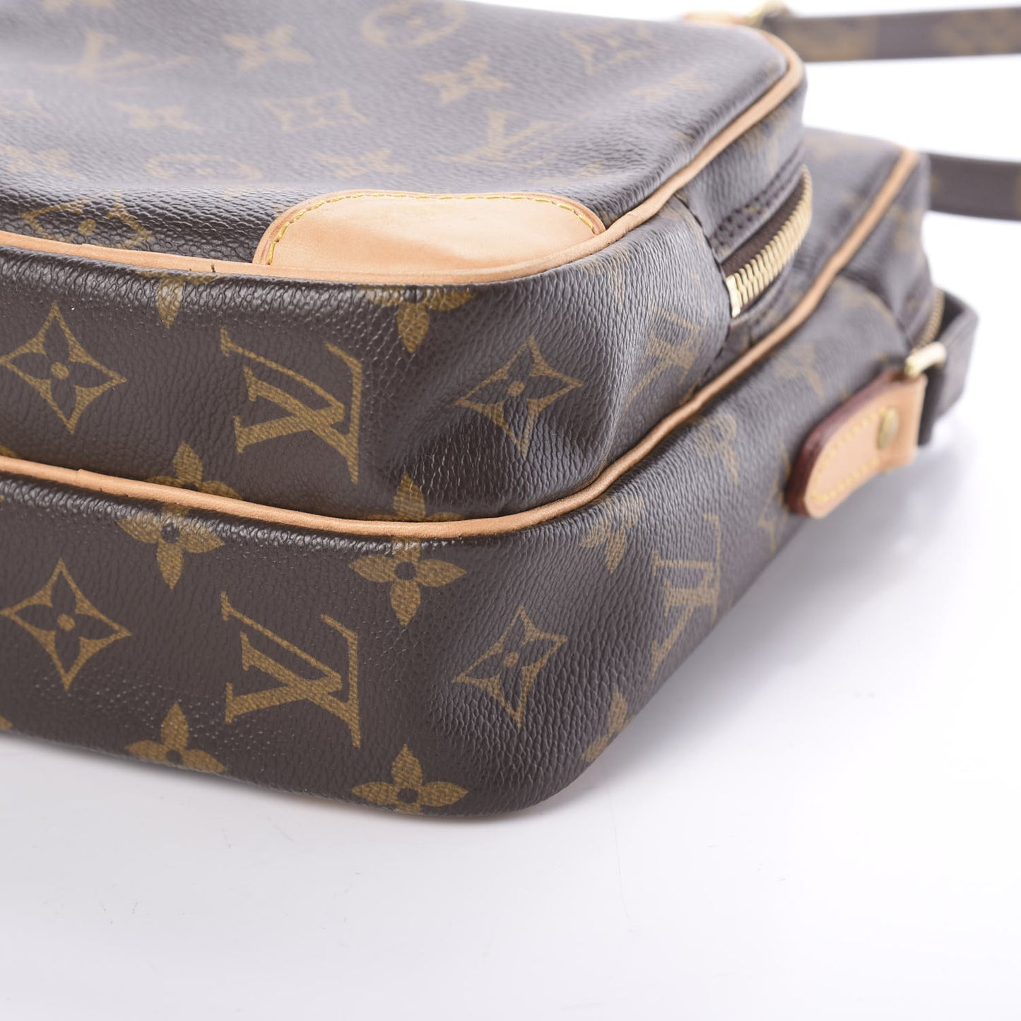 Monogram Amazone