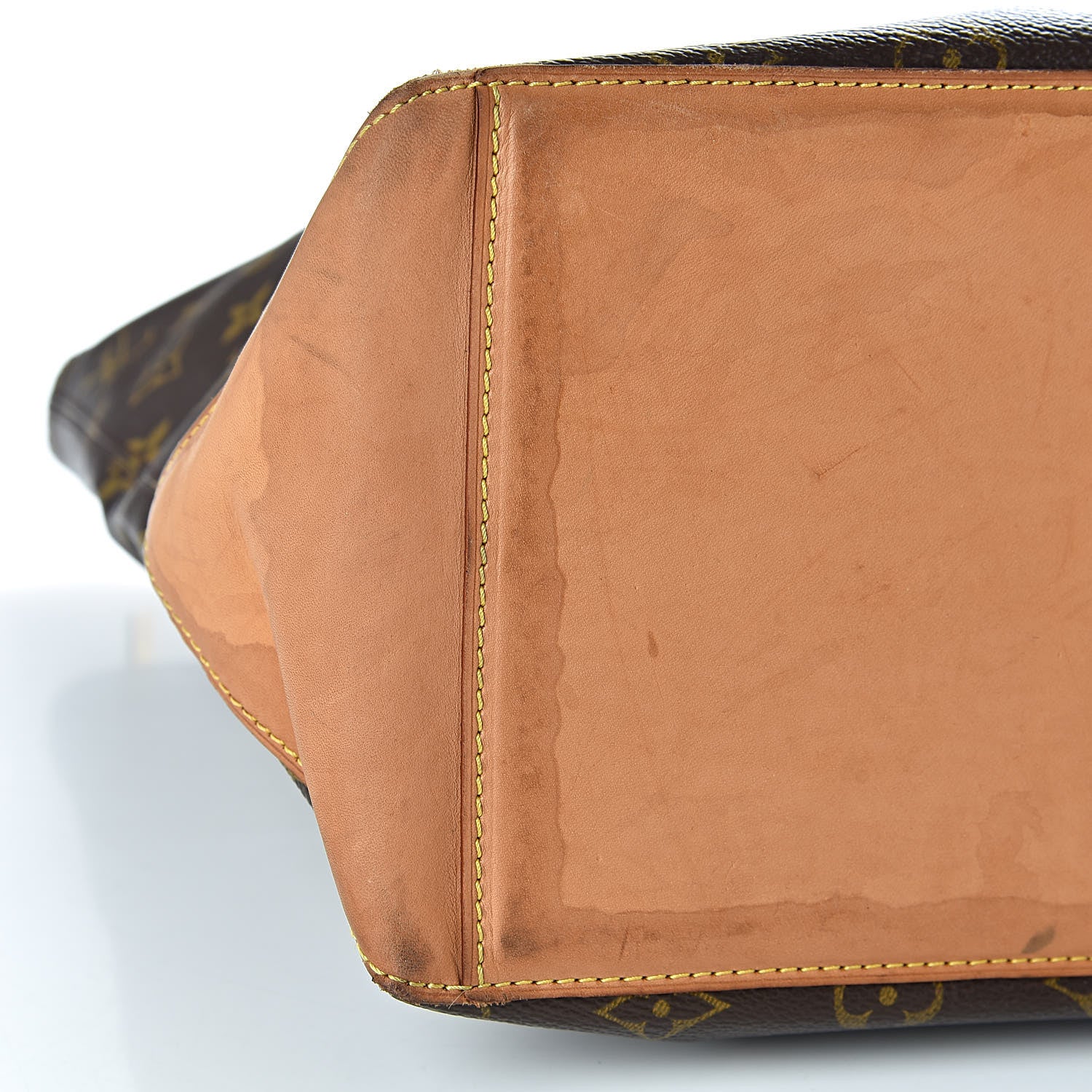 Louis Vuitton Monogram Cabas Mezzo 13 of 15