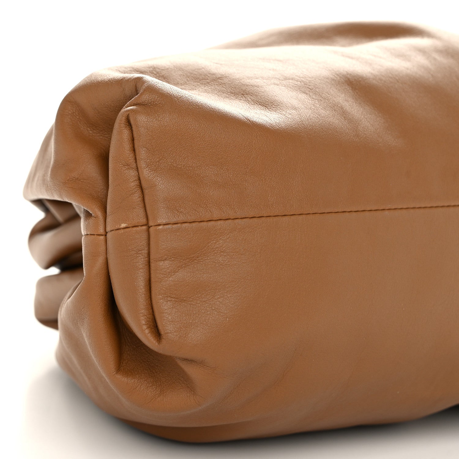 Bottega Veneta Smooth Butter Calf The Pouch Oversized Clutch Cammello 9 of 10