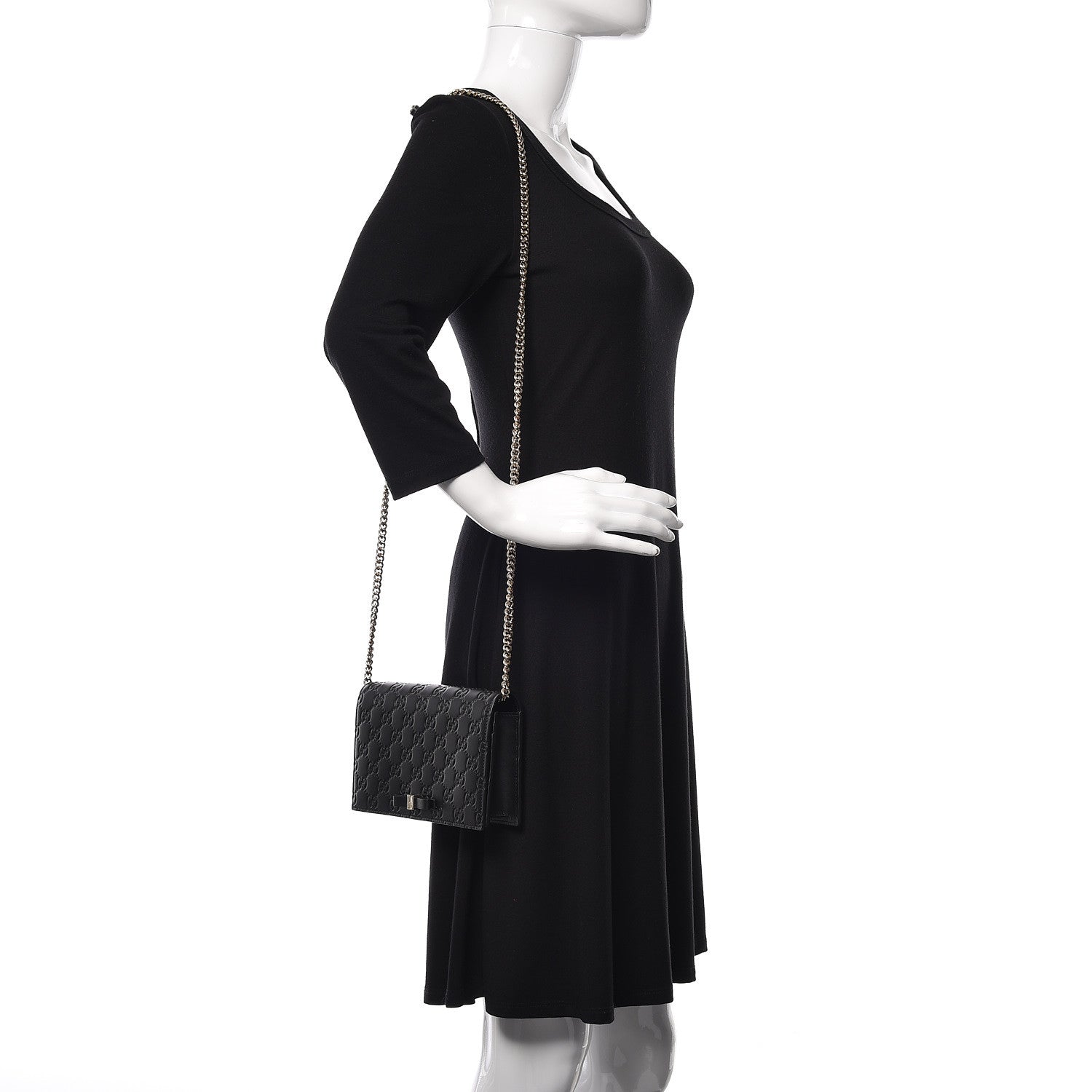 Gucci Guccissima Signature Bowy Chain Wallet Black 2 of 9