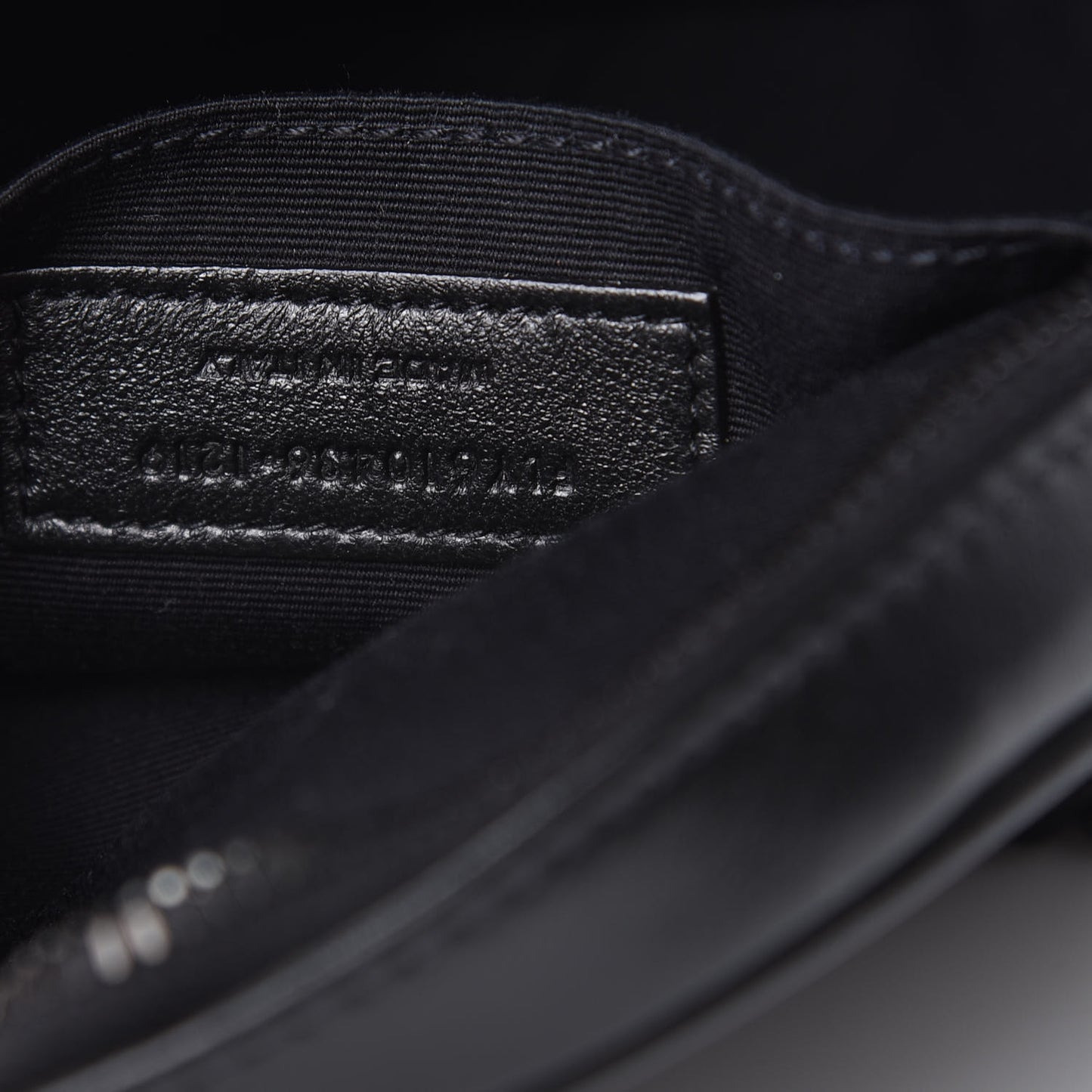 Calfskin Matelasse Chevron Round Vinyle Camera Bag Black