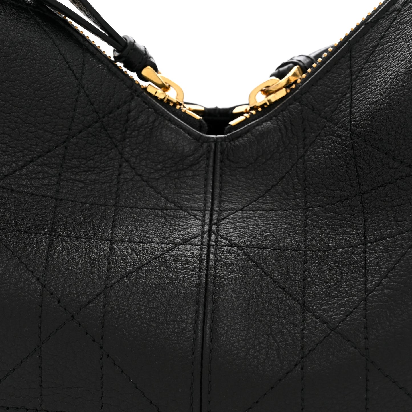 Grained Calfskin Flat Macrocannage Medium Voyage Bag Black