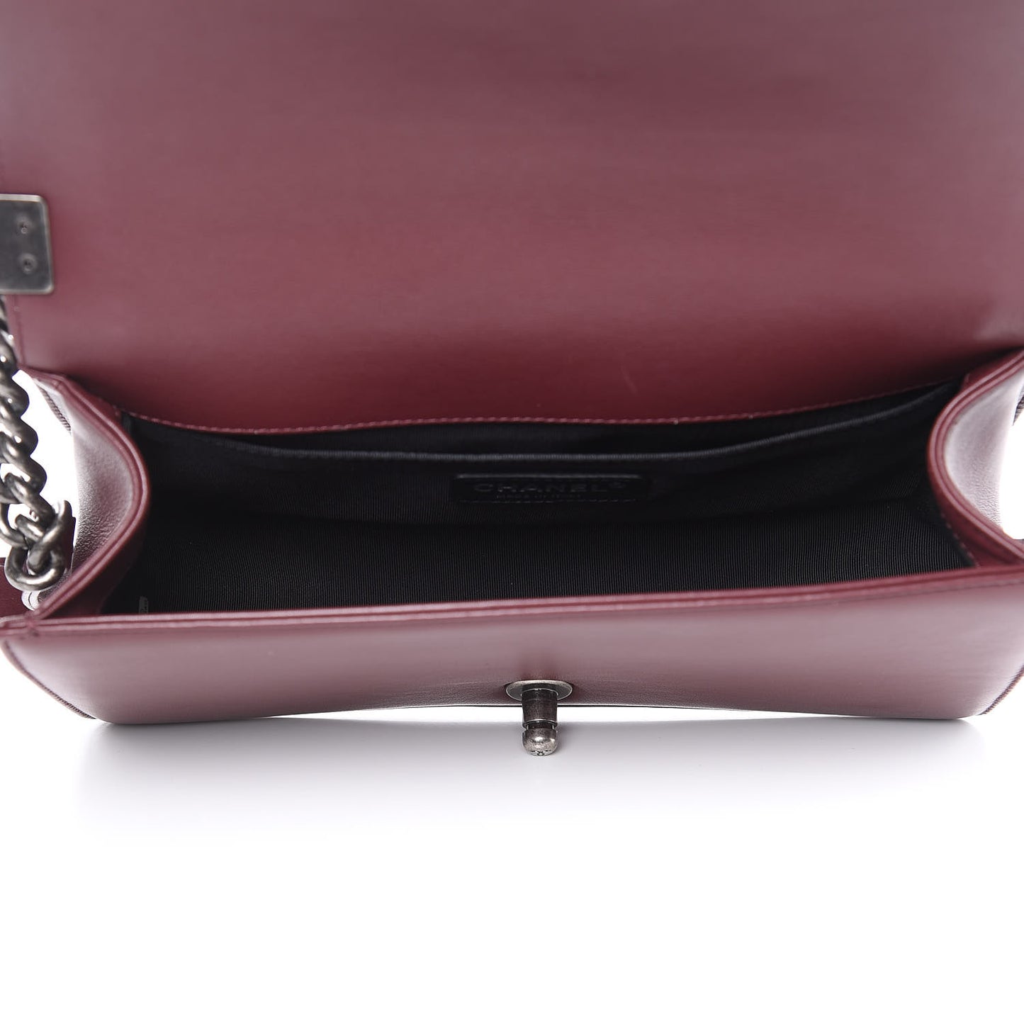 Calfskin Horizontal Quilted Medium Boy Flap Burgundy