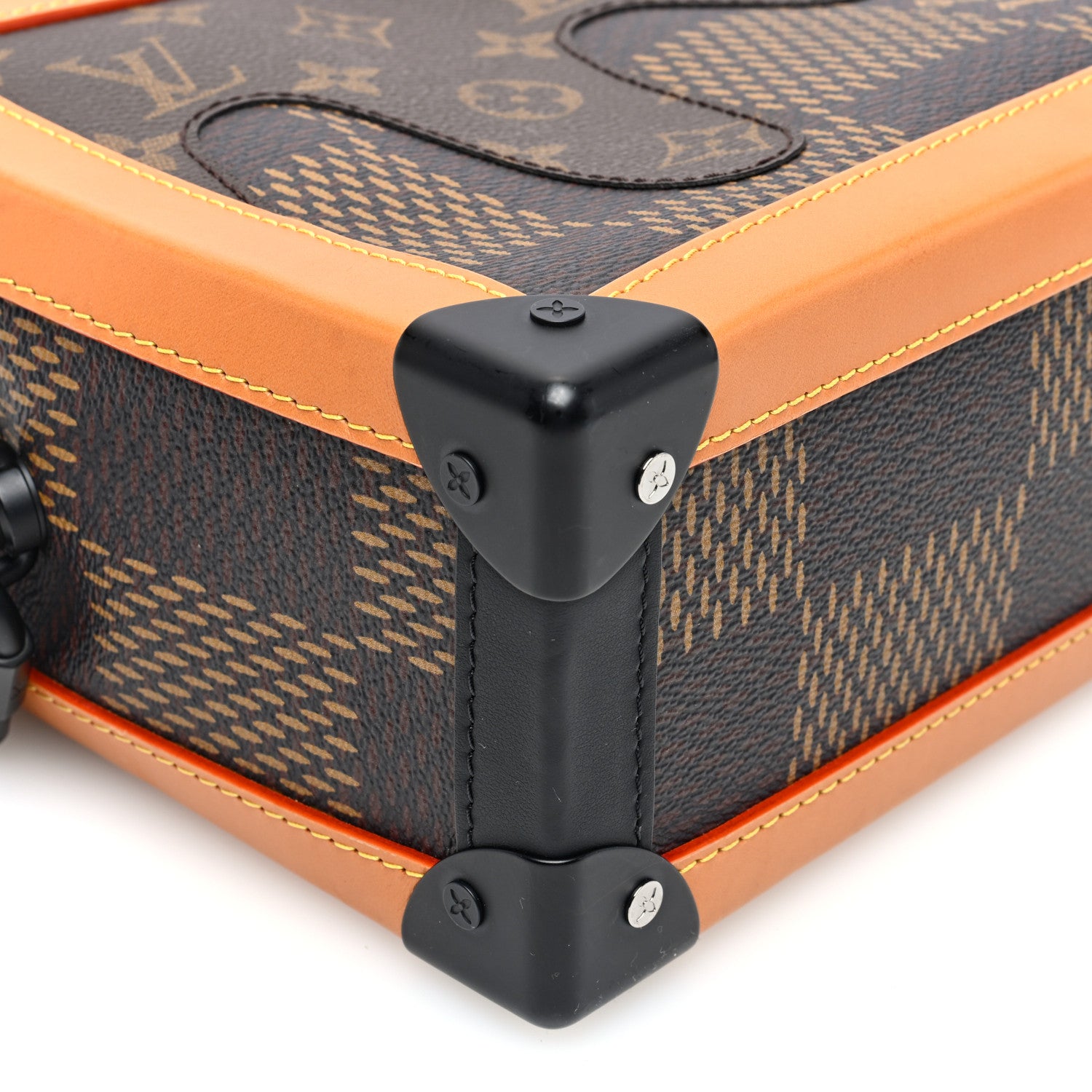 Louis Vuitton X NIGO Giant Damier Ebene Monogram Soft Trunk 8 of 9
