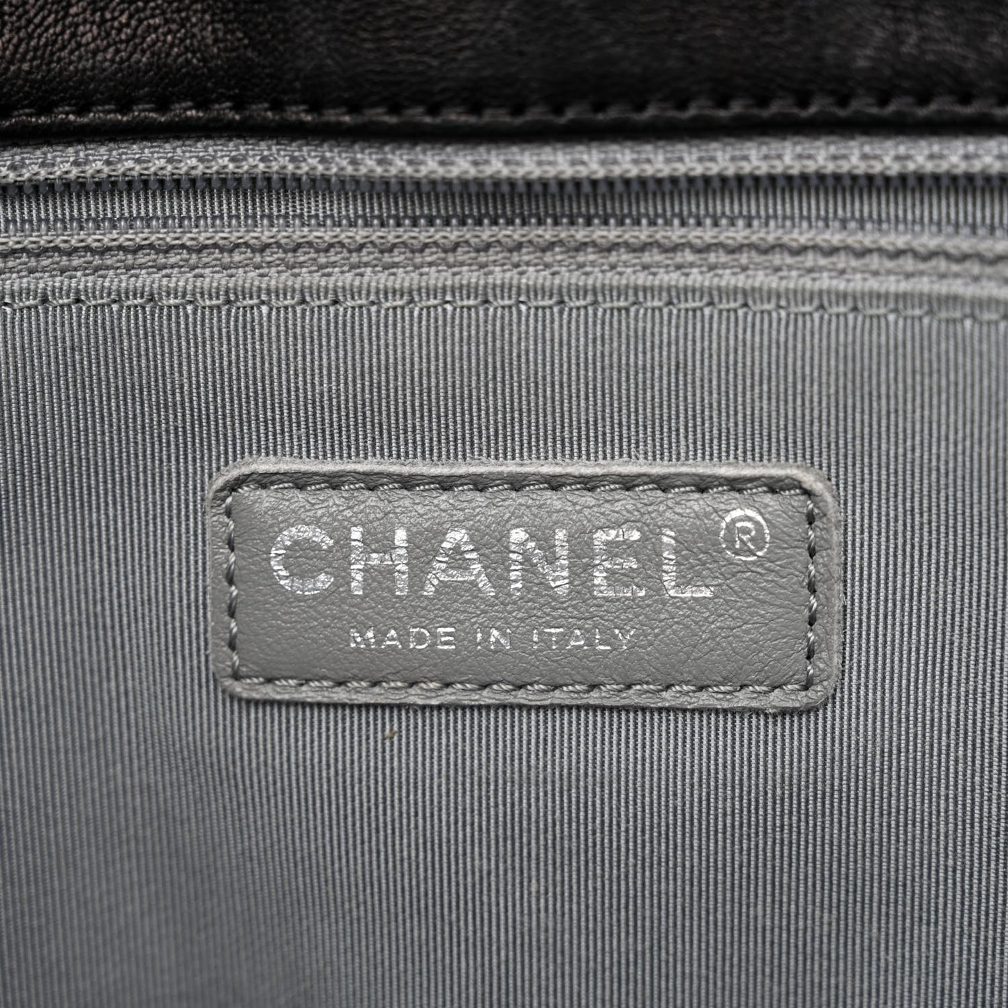 Washed Lambskin Quilted Maxi Chain Around Flap Black