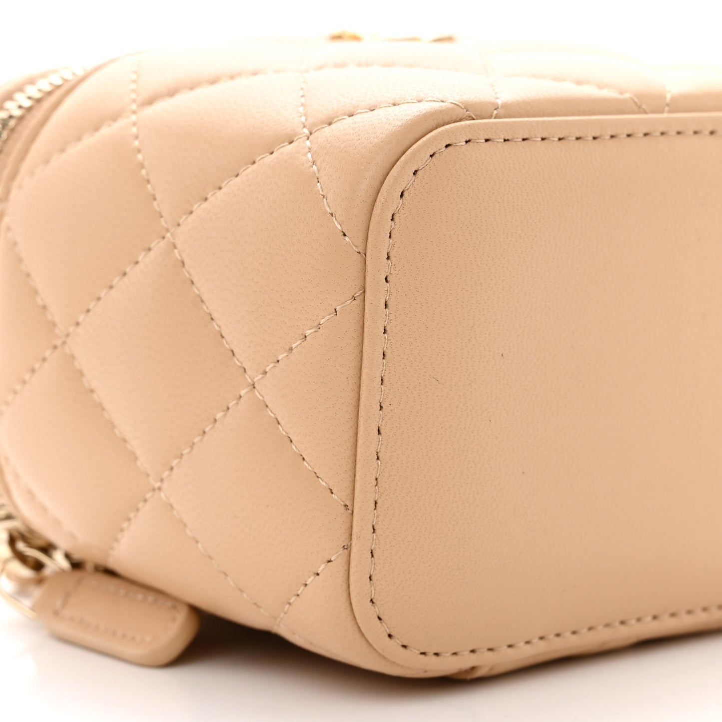 Lambskin Quilted Pearl Crush Mini Vanity Case With Chain Beige