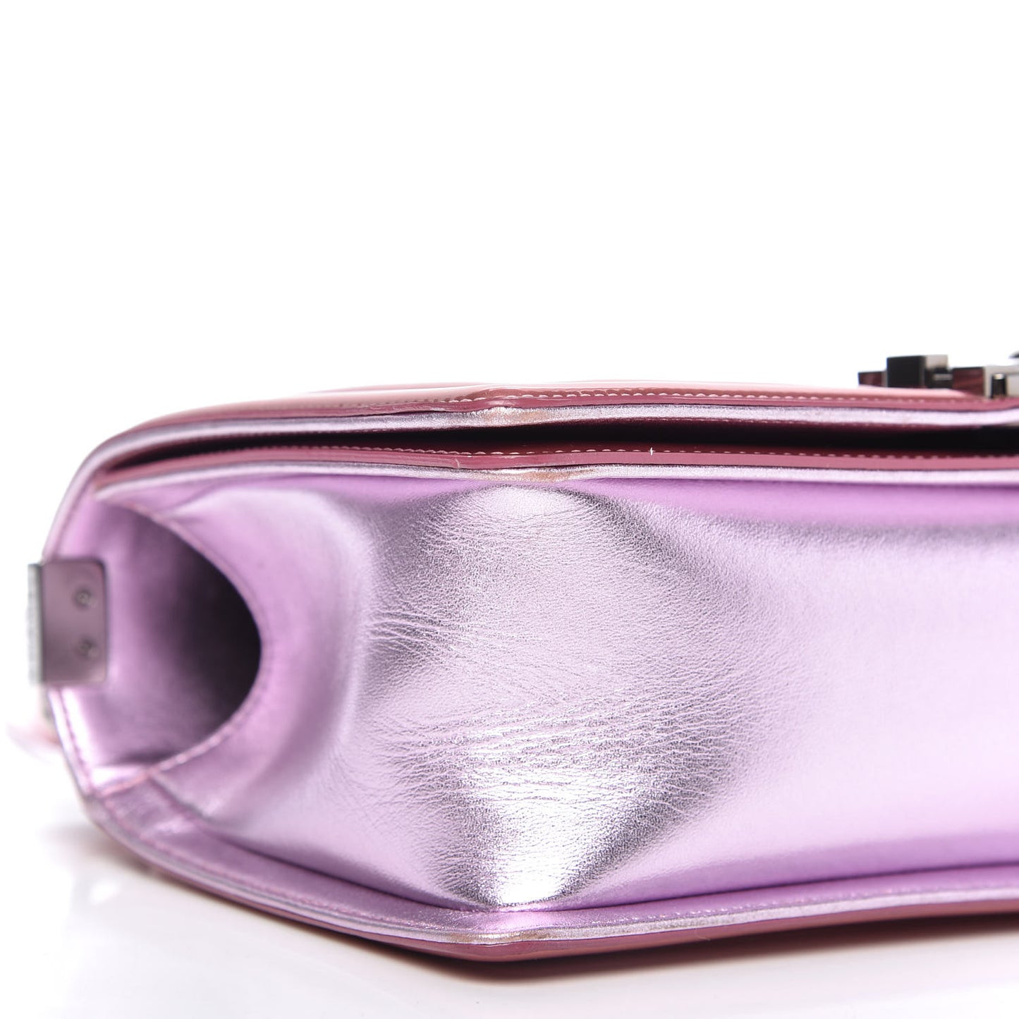 Metallic Patent Calfskin Quilted Medium Boy Flap Light Pink