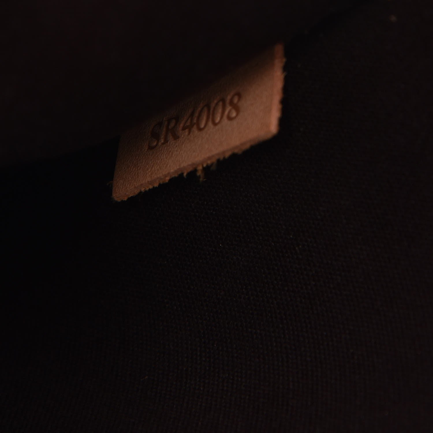 Louis Vuitton Vernis Roxbury Drive Amarante 8 of 8