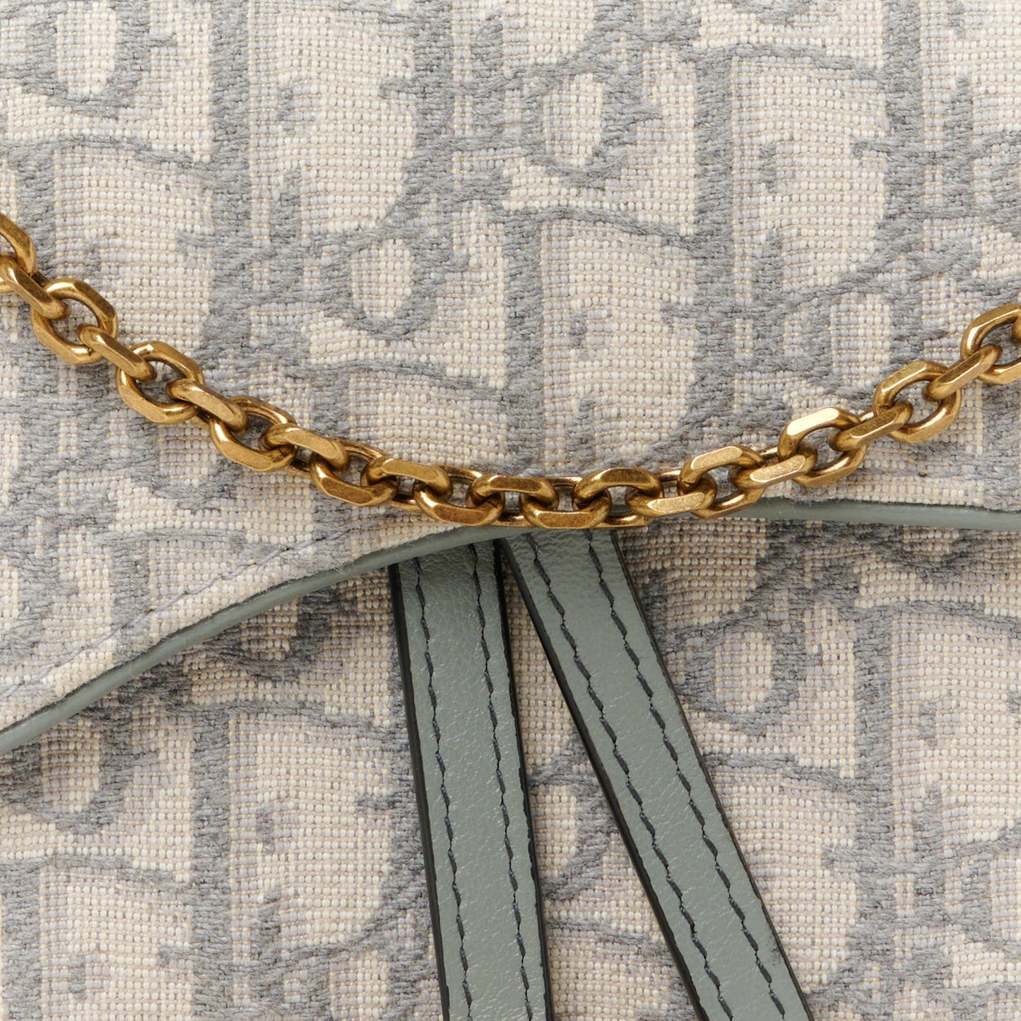 Oblique Saddle Chain Long Wallet Grey