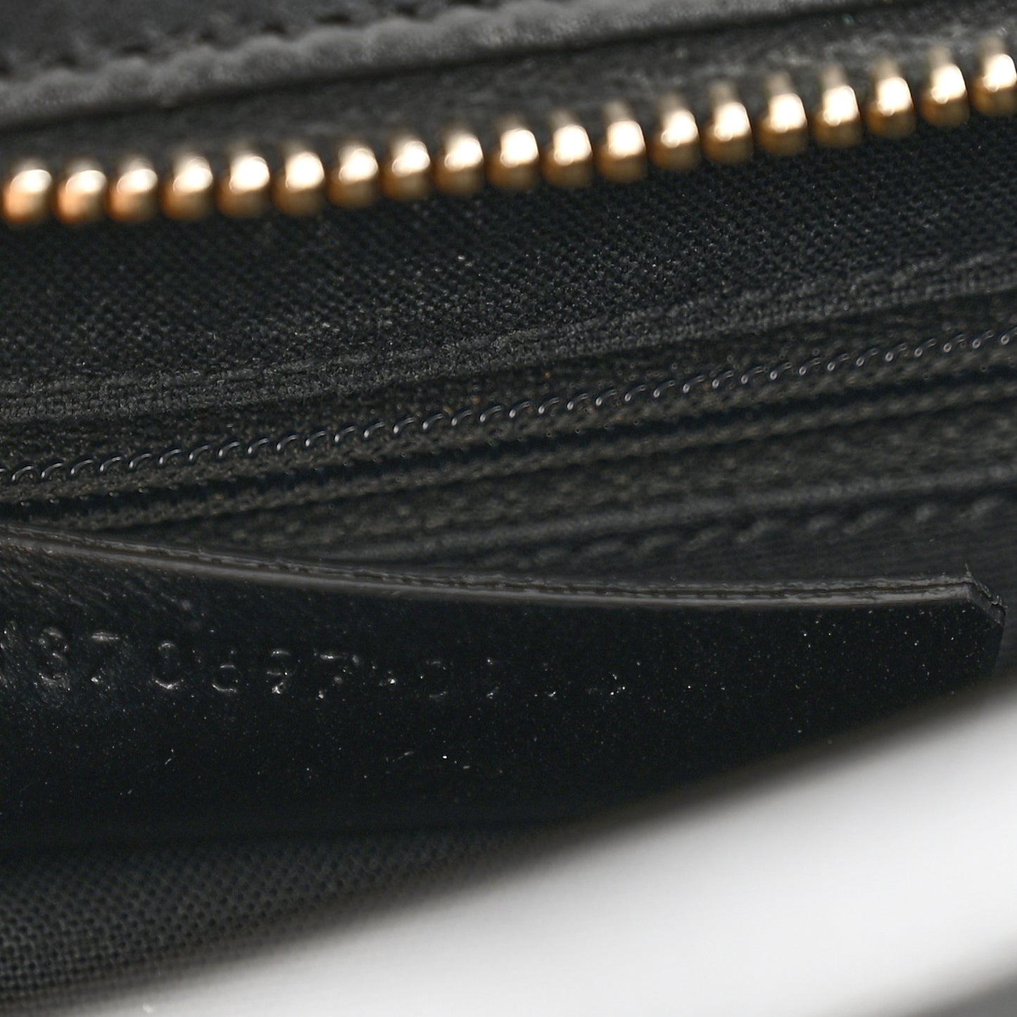 Textured Calfskin Small Classic Y Cabas Black