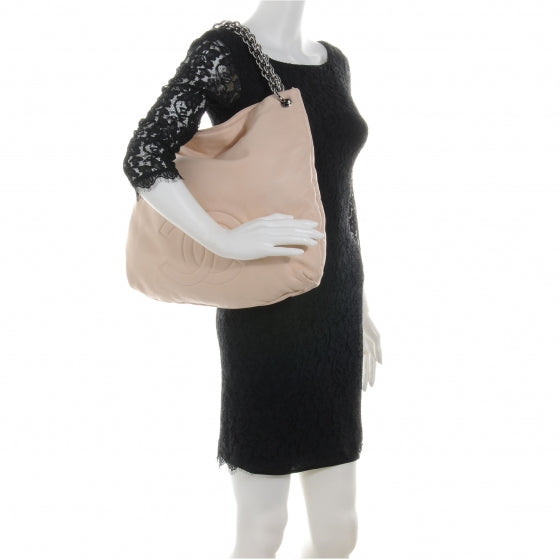 Lambskin Soft and Chain Large Hobo Beige