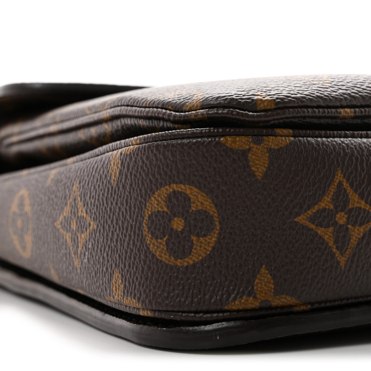 Louis Vuitton Monogram Pochette Metis 8 of 10