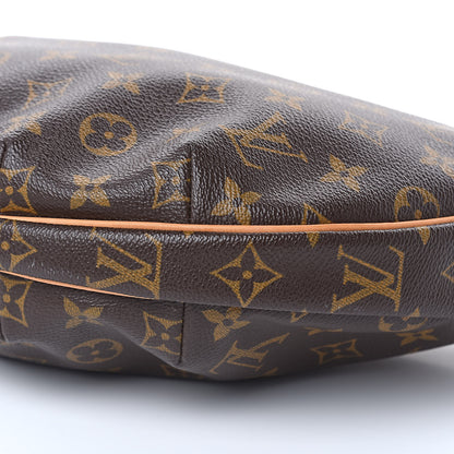 Louis Vuitton Monogram Croissant MM 9 of 11