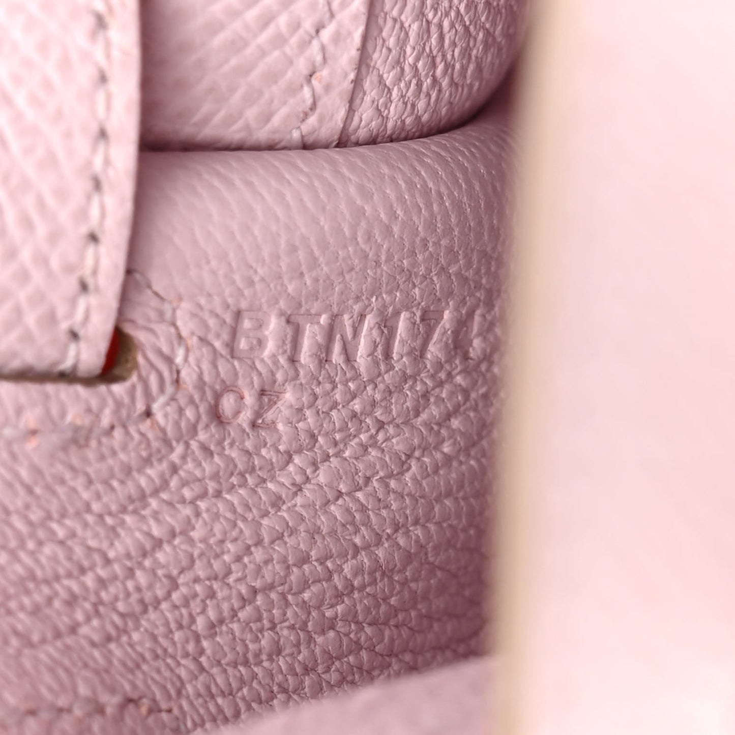 Epsom Kelly Sellier 25 Mauve Pale