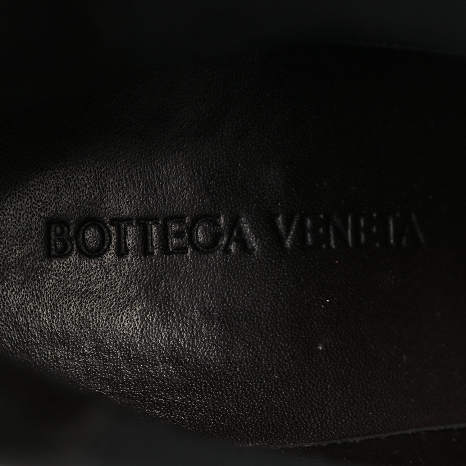 Bottega Veneta Calfskin The Flash Chelsea Boots 39 Pistachio