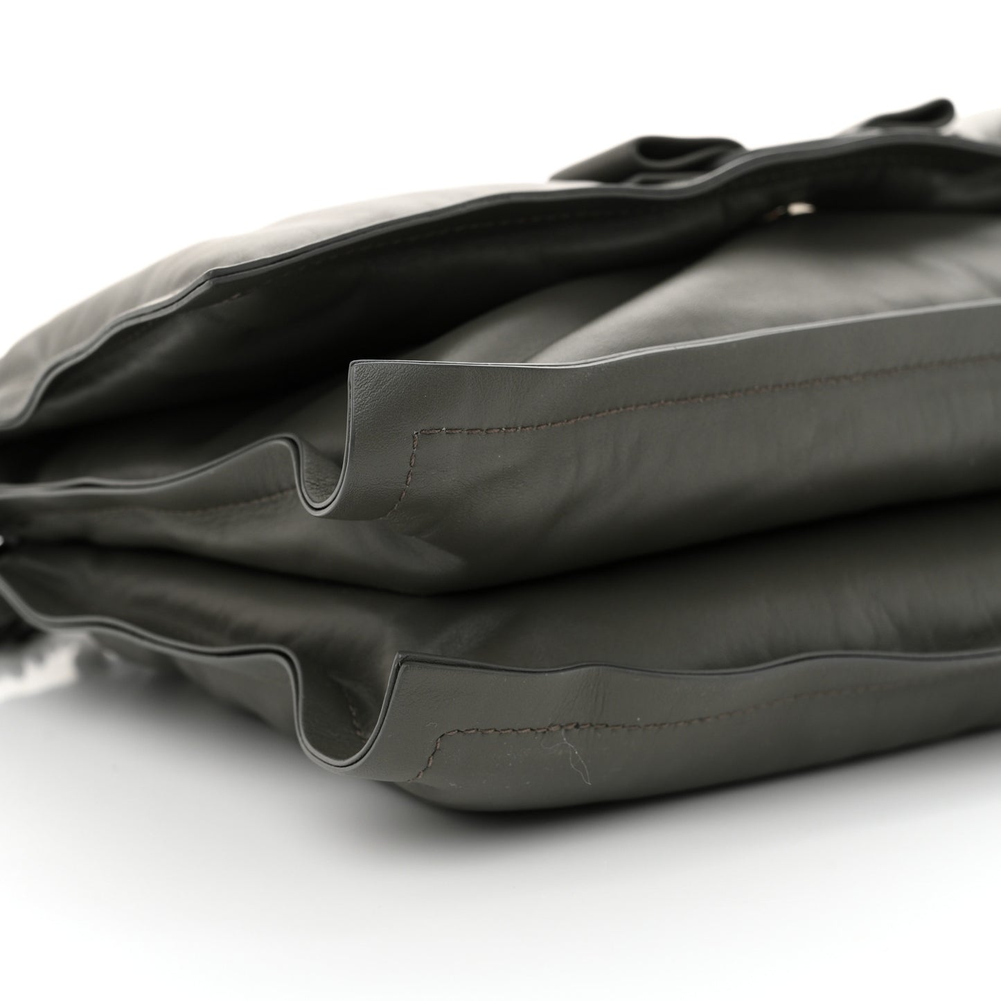 Calfskin Medium Viva Bow Shoulder Bag Sparrow