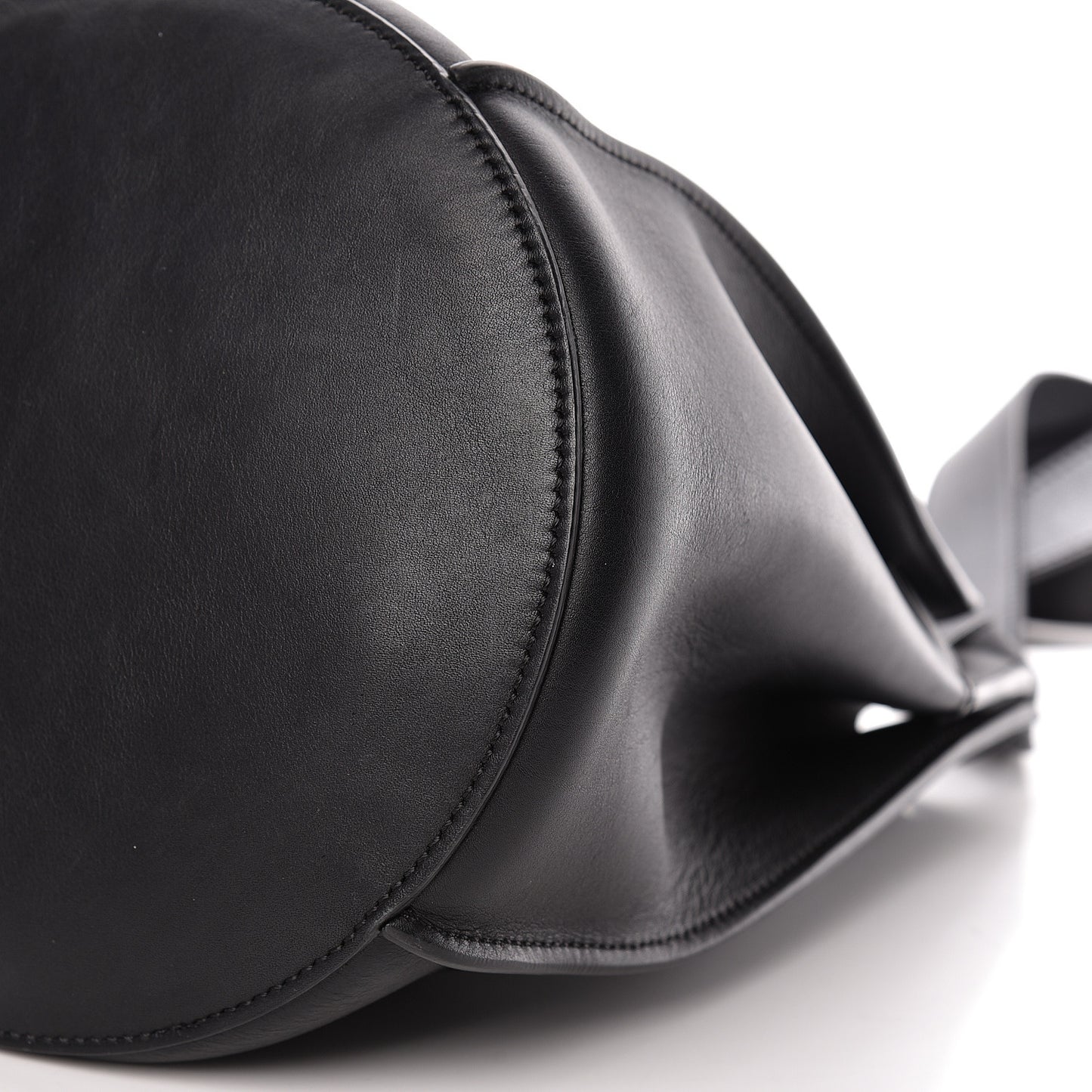 Smooth Calfskin Long Strap Big Bucket Bag Black