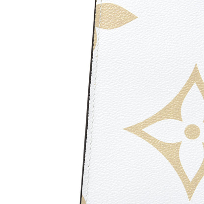 Louis Vuitton Monogram Giant Onthego GM Kaki Beige 11 of 11