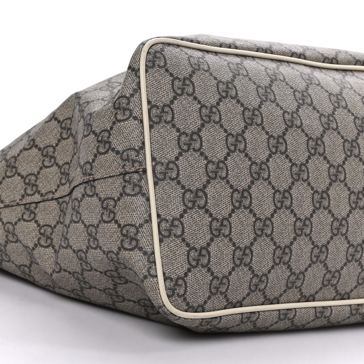 Gucci Soft GG Supreme Monogram Diaper Bag White 5 of 8
