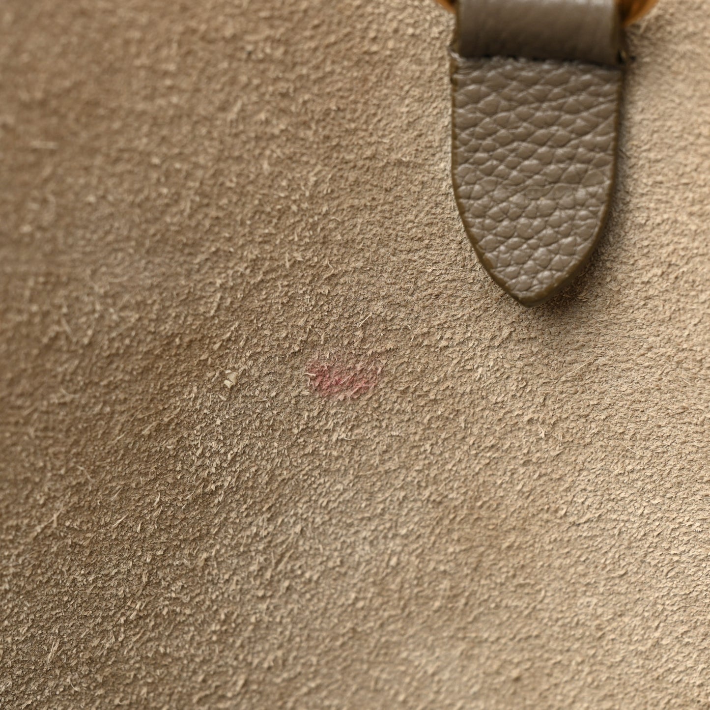 Soft Grained Calfskin Small Sangle Bucket Bag Taupe