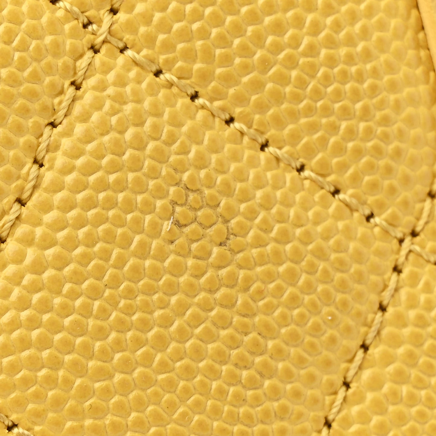 Caviar Quilted Small CC Filigree Vanity Case Yellow