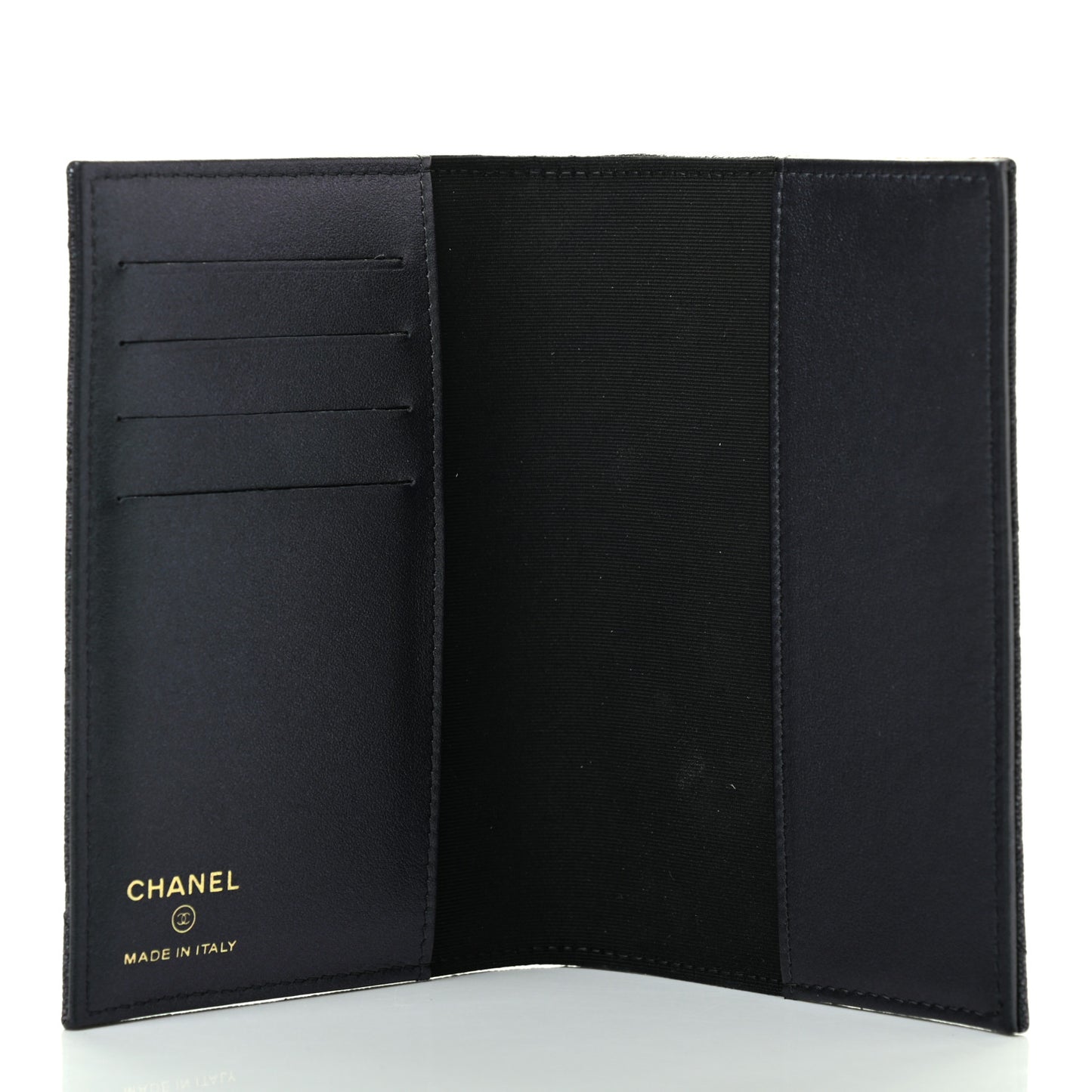 Iridescent Caviar Quilted Passport Holder Black