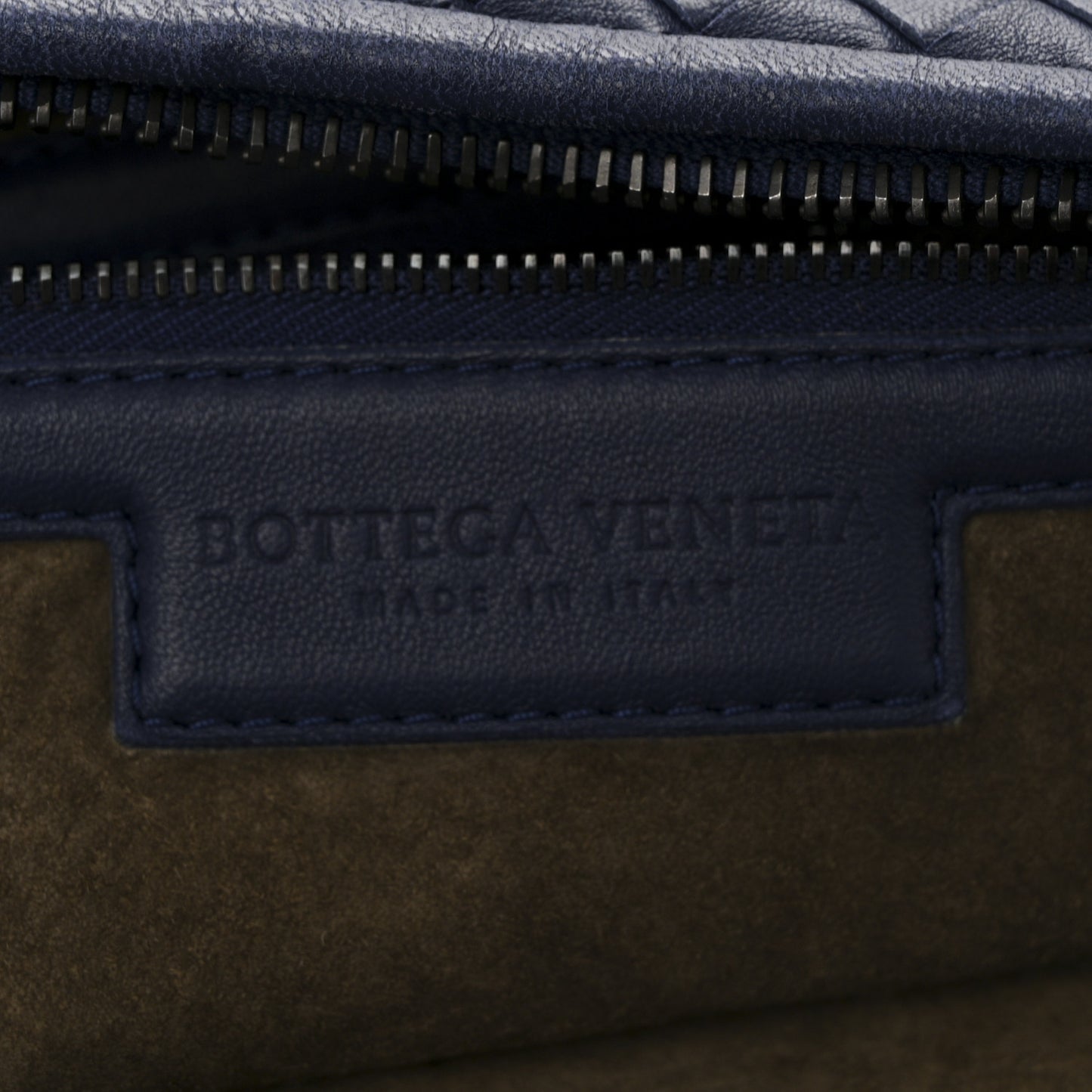 Nappa Intrecciato Maxi Veneta Hobo Sapphire