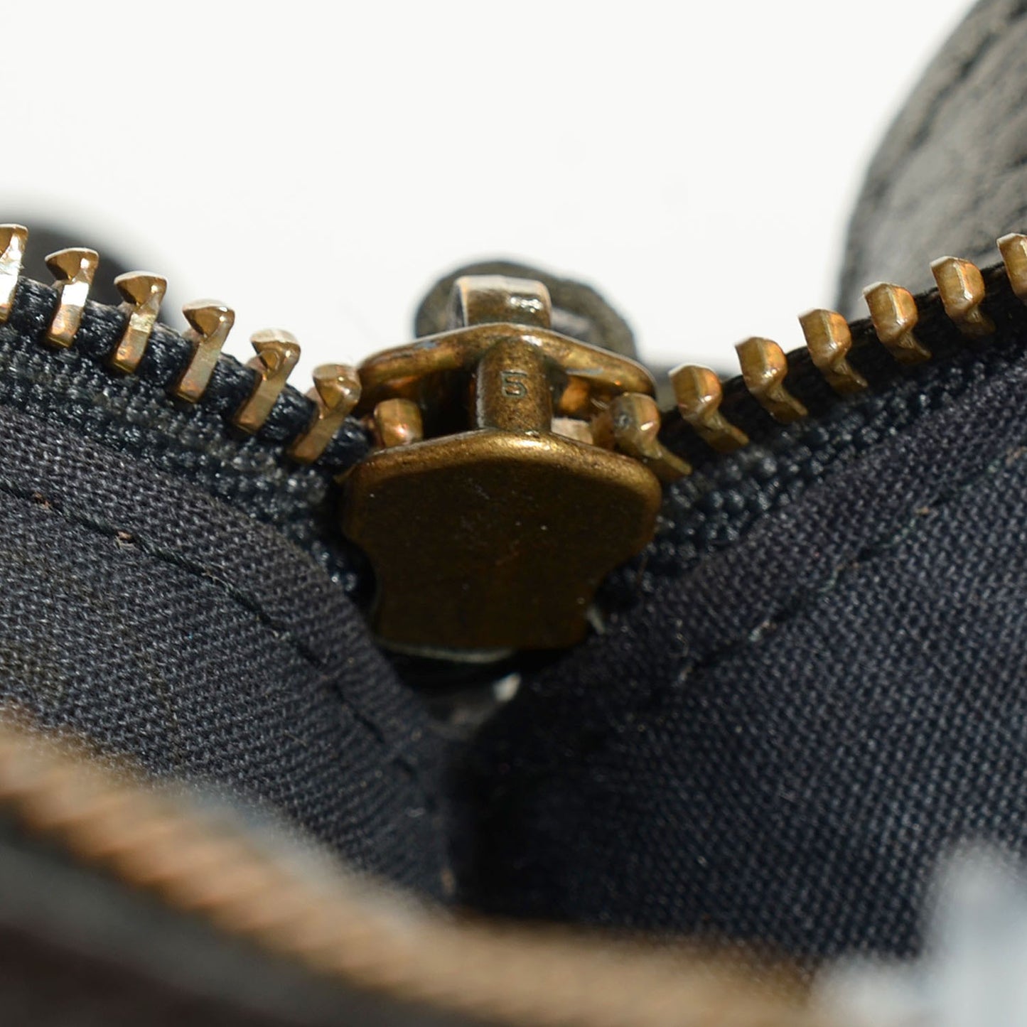 Pebbled Caribou Classic Hardware First Black