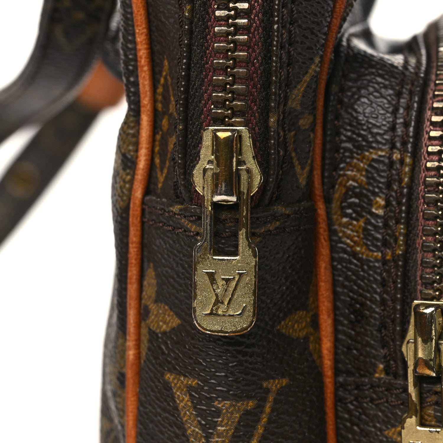 Louis Vuitton Monogram Amazone PM 7 of 10