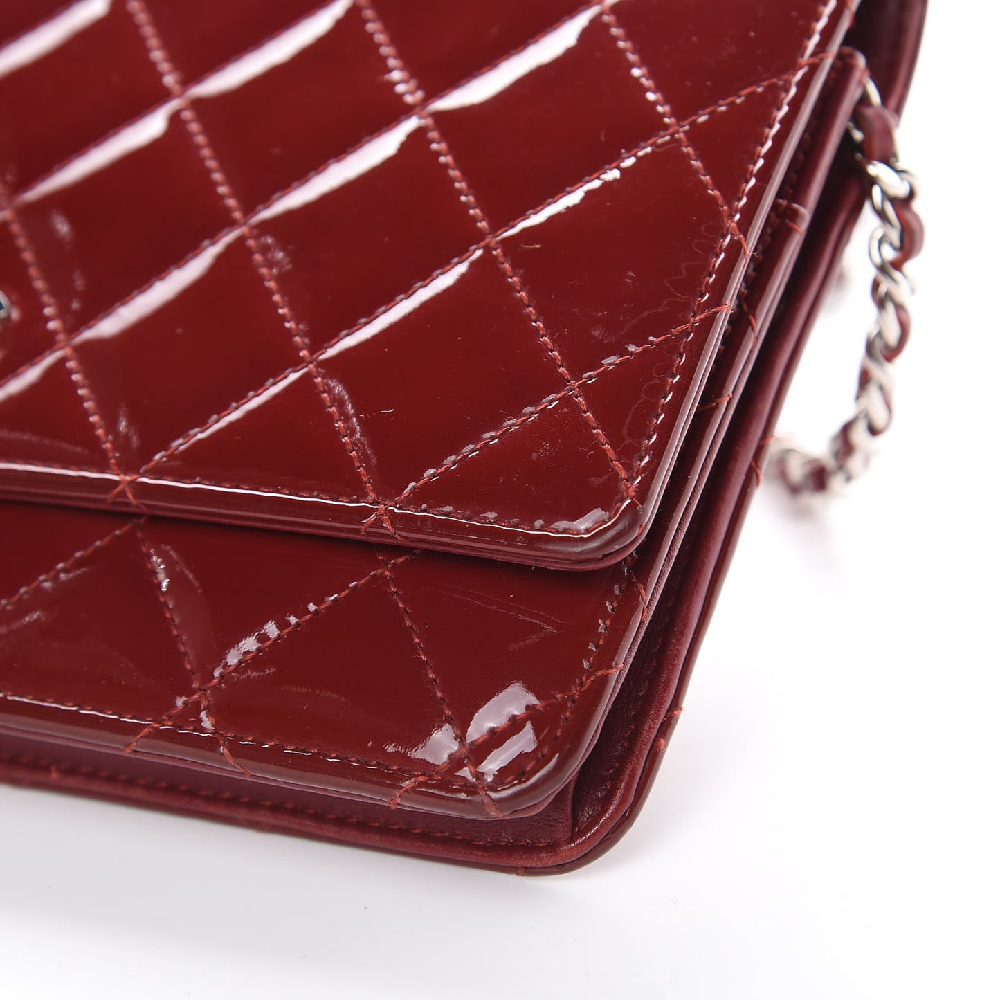 Patent Quilted Wallet On Chain WOC Red
