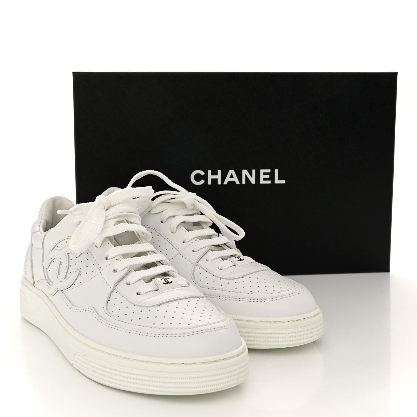 Calfskin CC Womens Sneakers 38 White