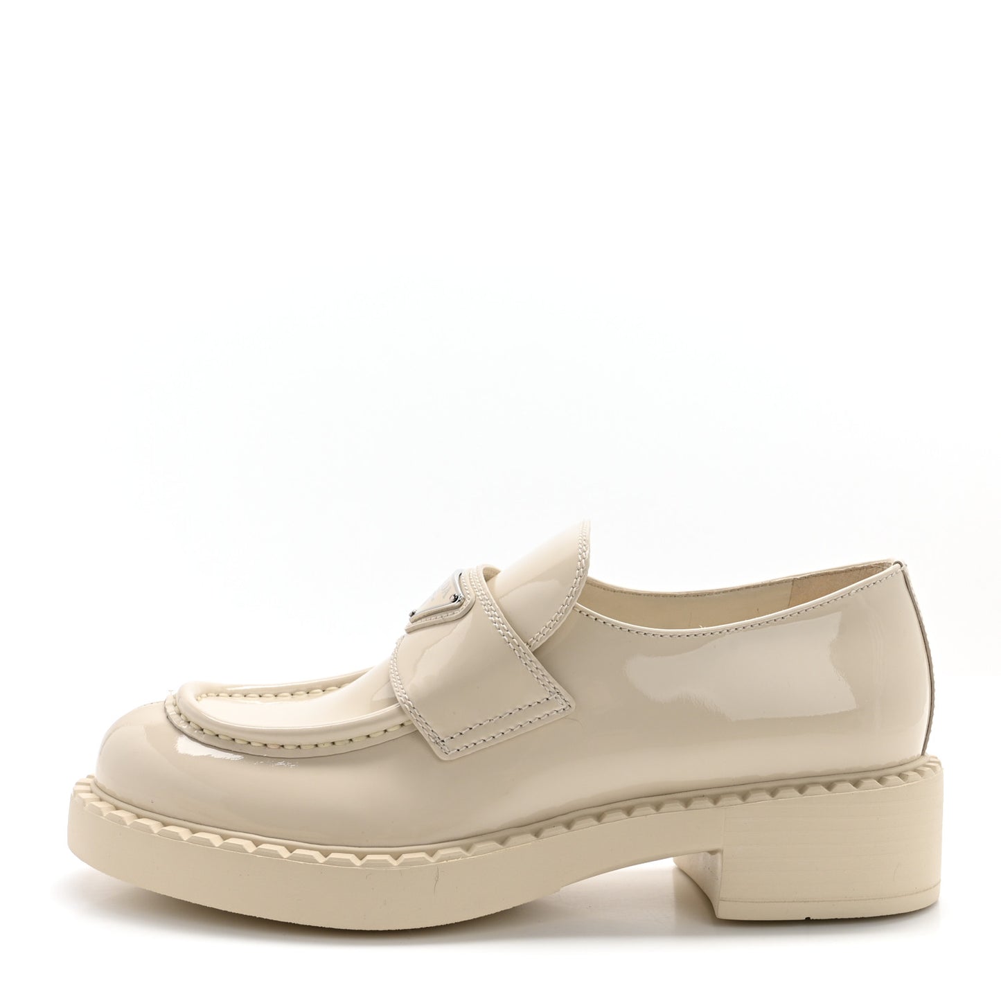 Vernice Triangle 50mm Loafers 37.5 Avorio