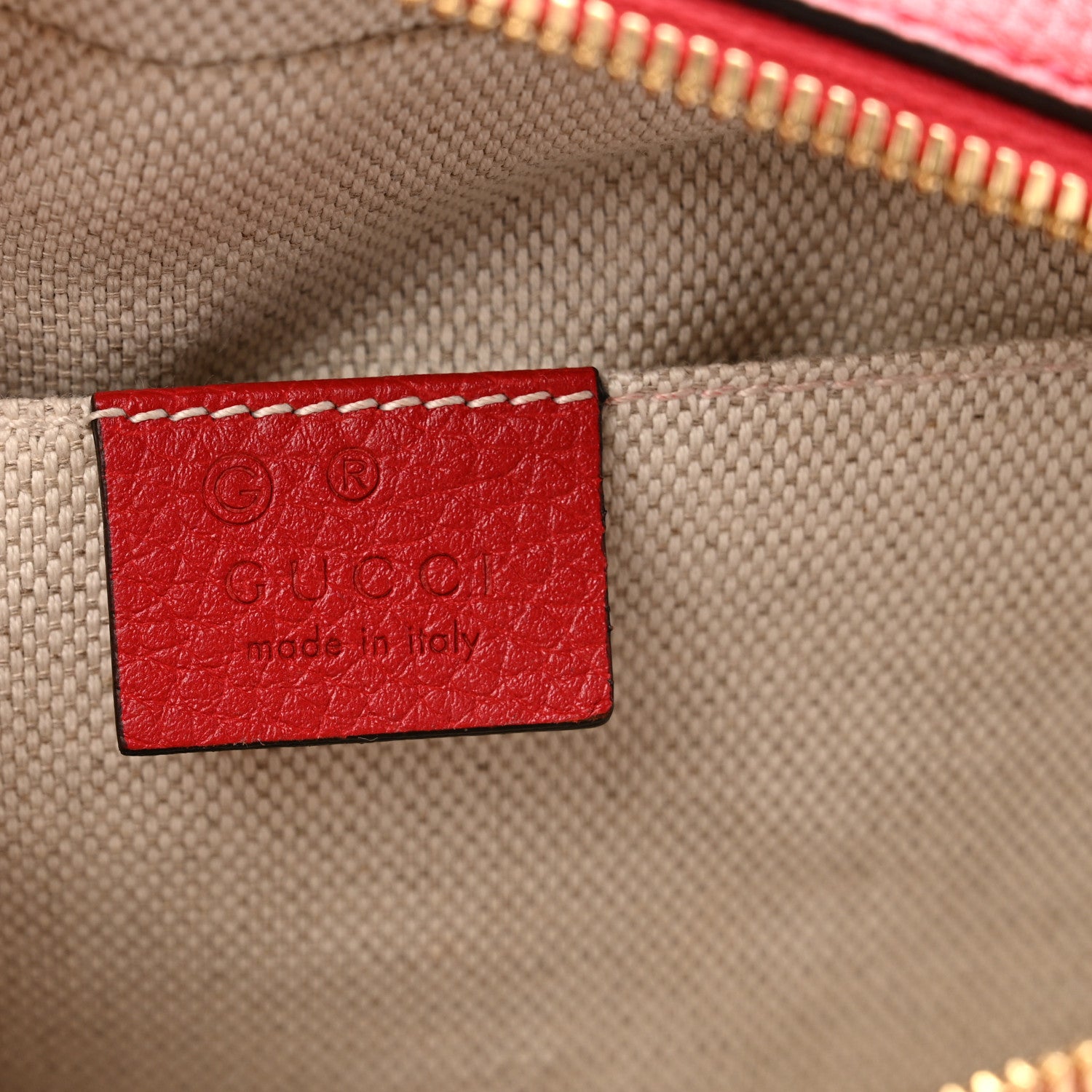 Gucci Pebbled Calfskin Small Soho Disco Bag Vibrant Red 6 of 10