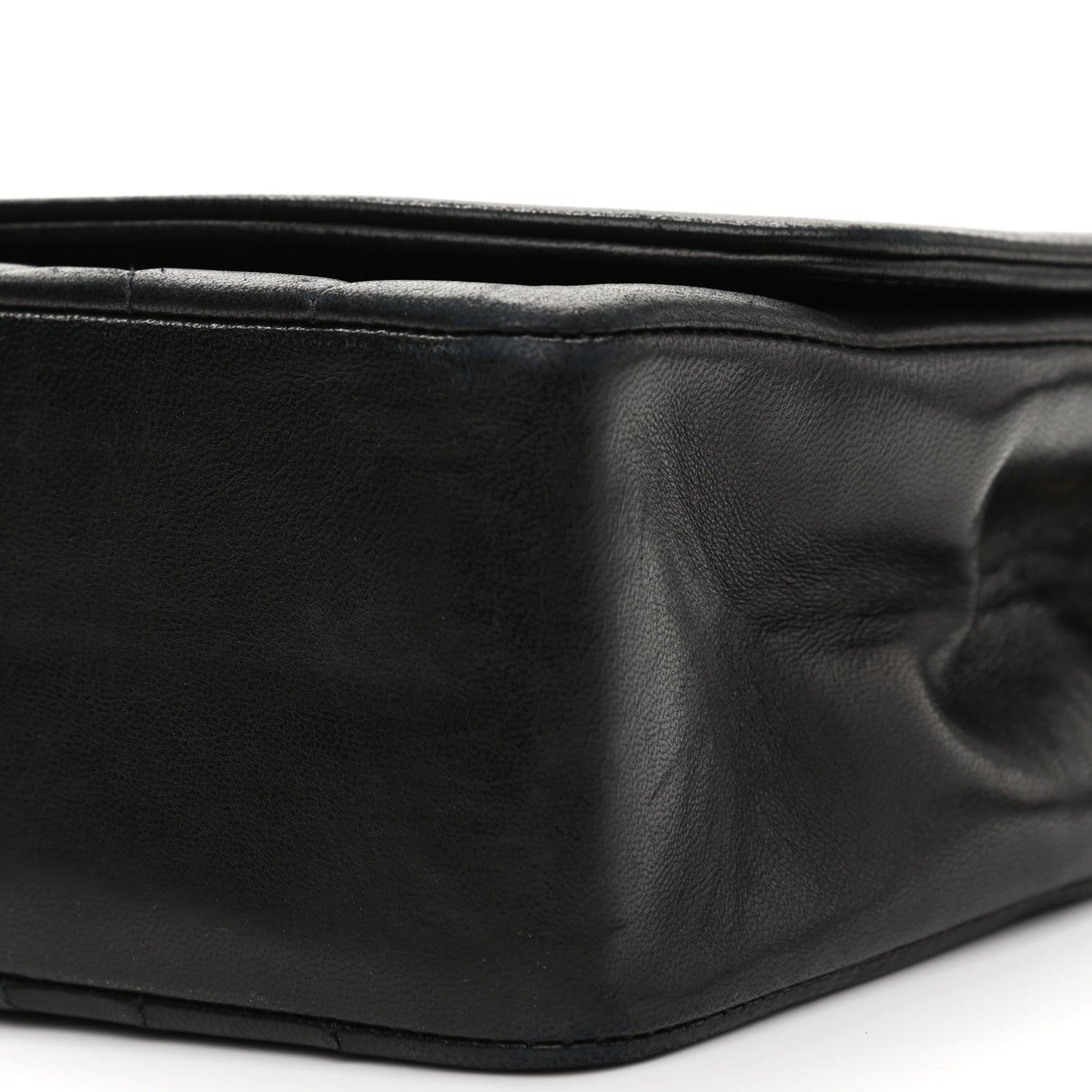 Lambskin Quilted Medium Single Flap Black